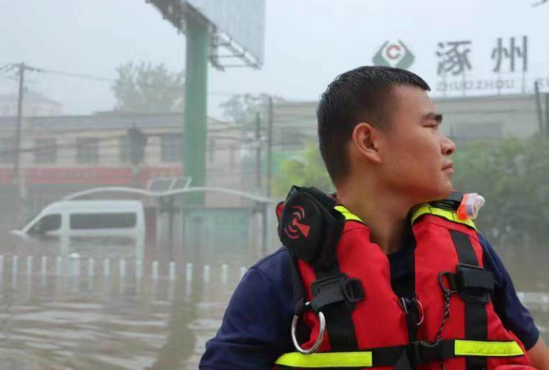 河北省应急管理厅有序引导社会应急力量参与涿州防汛抢险救援行动